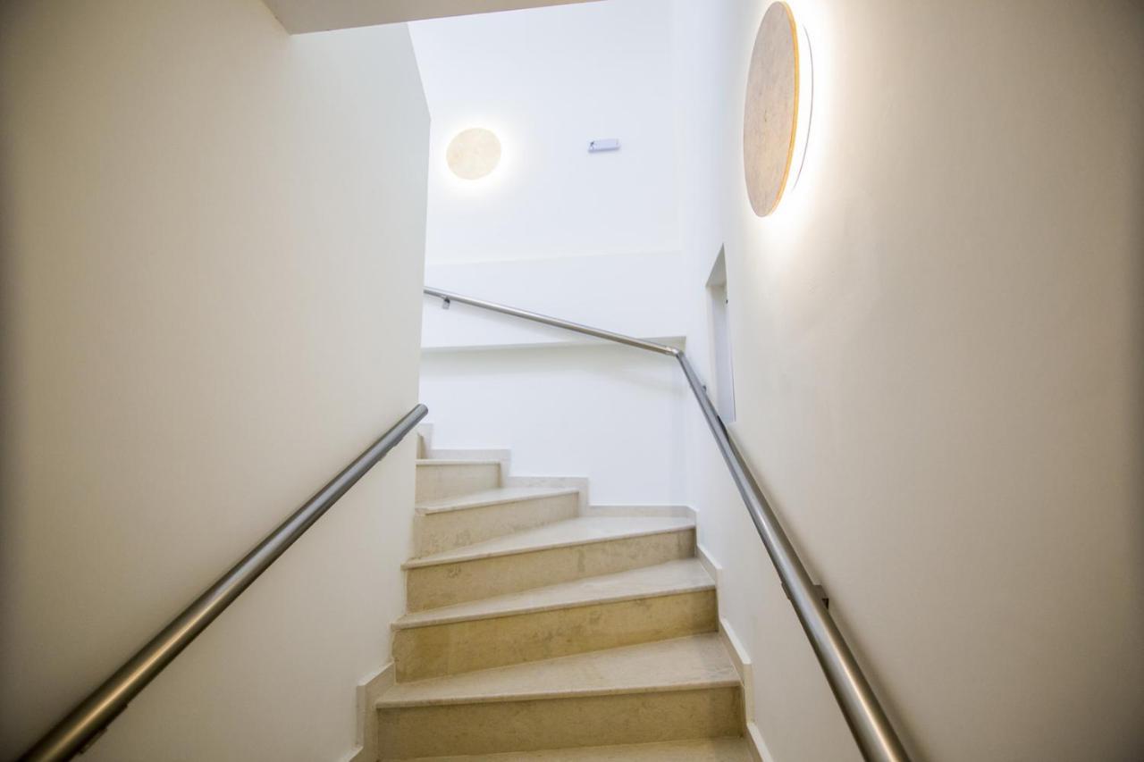 Armonia Resort Ofrinion Bagian luar foto