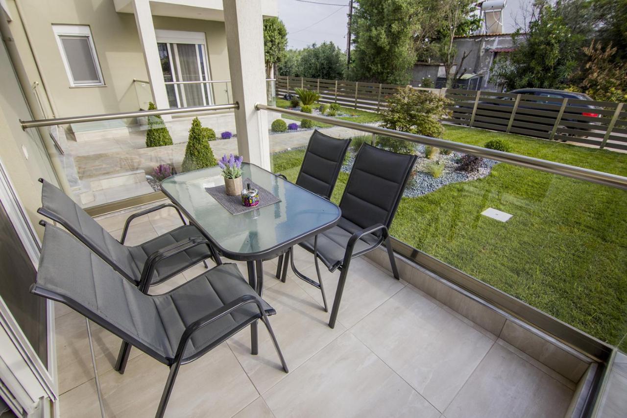 Armonia Resort Ofrinion Bagian luar foto