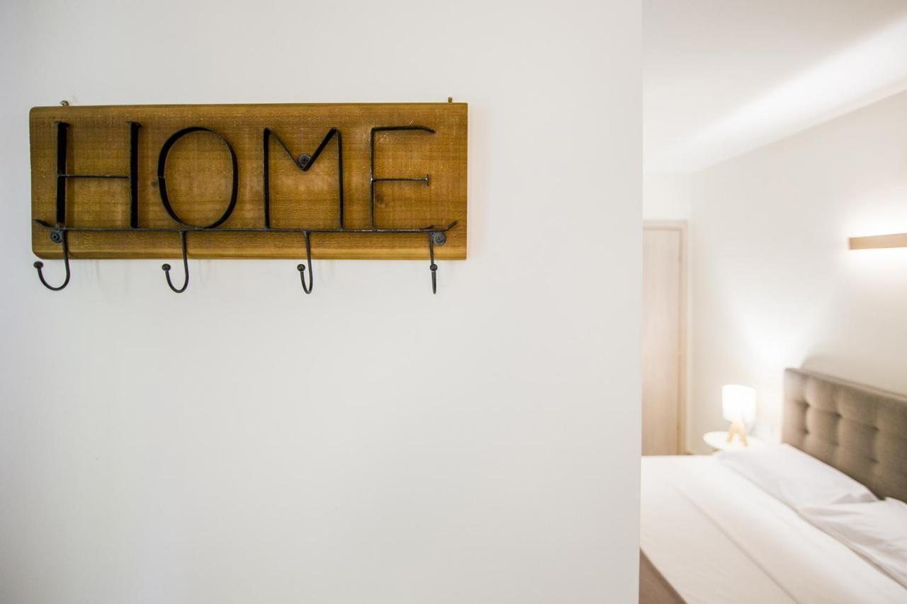 Armonia Resort Ofrinion Bagian luar foto