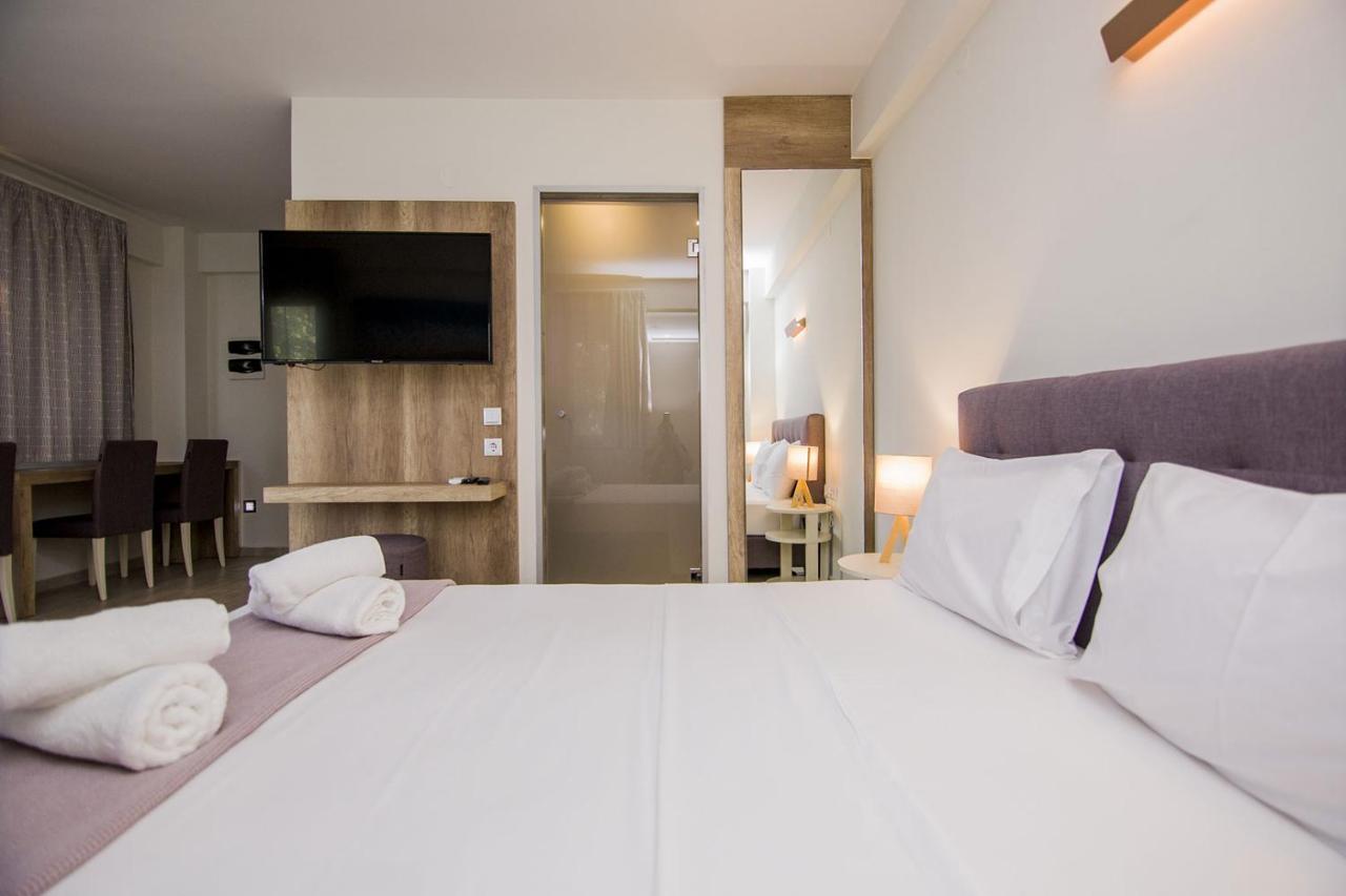 Armonia Resort Ofrinion Bagian luar foto
